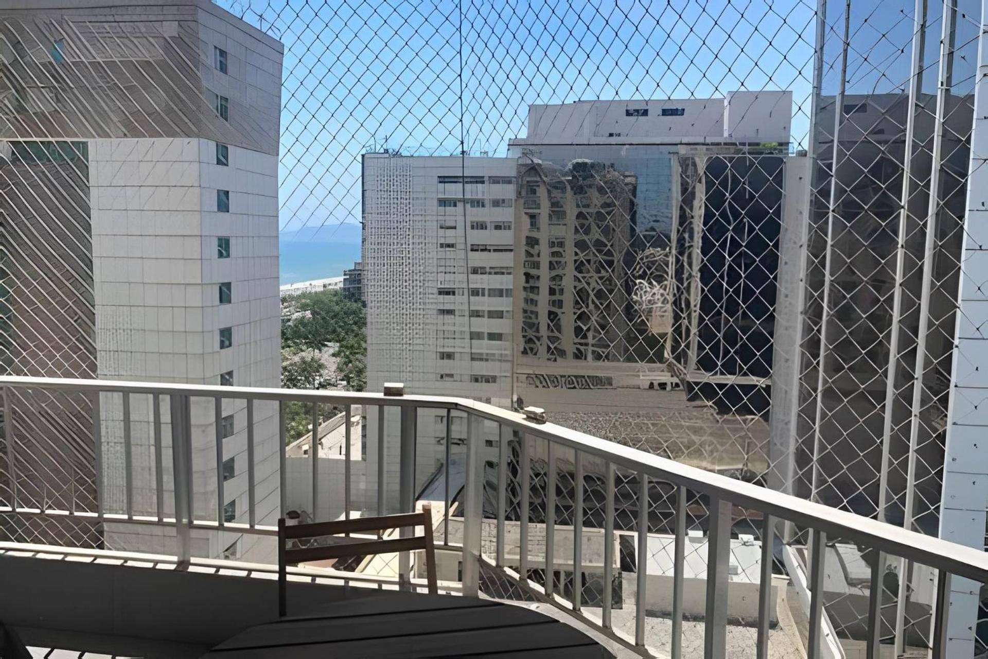 Apartamento Barra Palace Posto 3 Frente