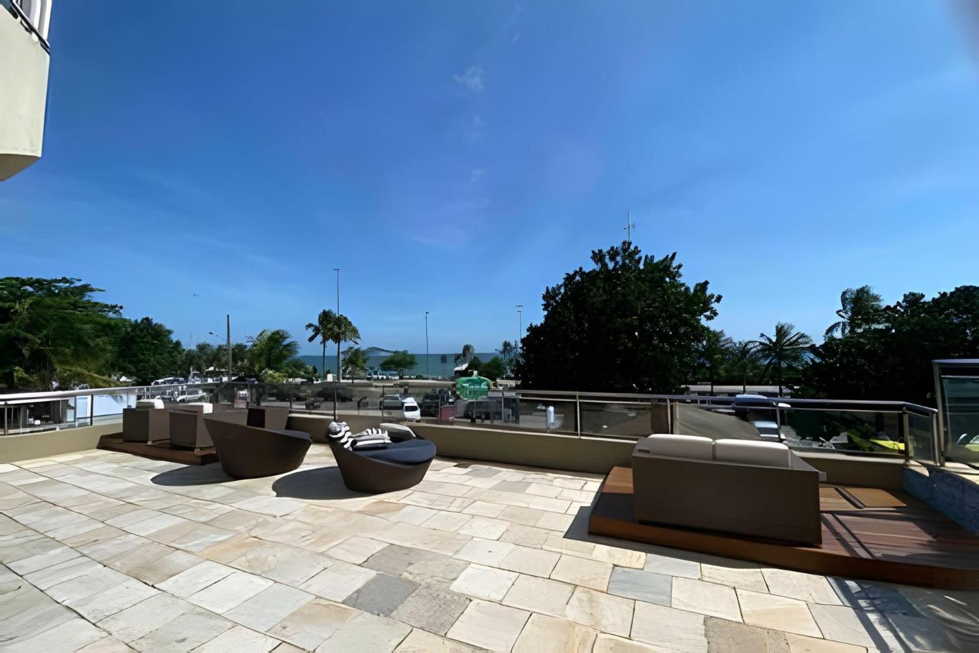 Apartamento Barra Palace Posto 3 Frente *